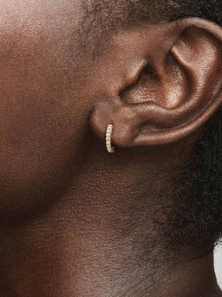 Argolas Huggle Revestimento de ouro 14k